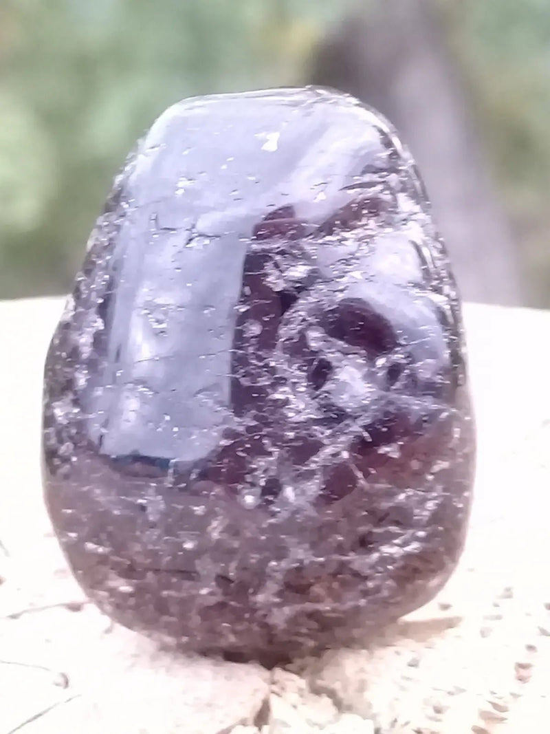 Load image into Gallery viewer, Dravite ou Tourmaline brune du Brésil pierre roulée Grade A++++ Dravite ou Tourmaline brune du Brésil pierre roulée
