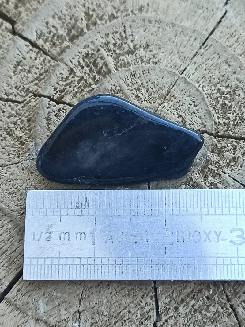 Load image into Gallery viewer, Dumortiérite du Brésil pierre roulée Grade A++++ Dumortiérite pierre roulée
