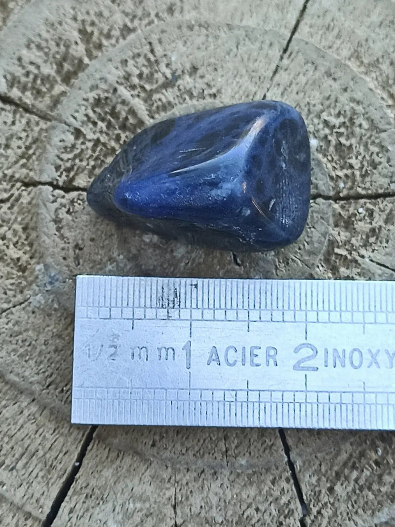 Load image into Gallery viewer, Dumortiérite du Brésil pierre roulée Grade A++++ Dumortiérite pierre roulée
