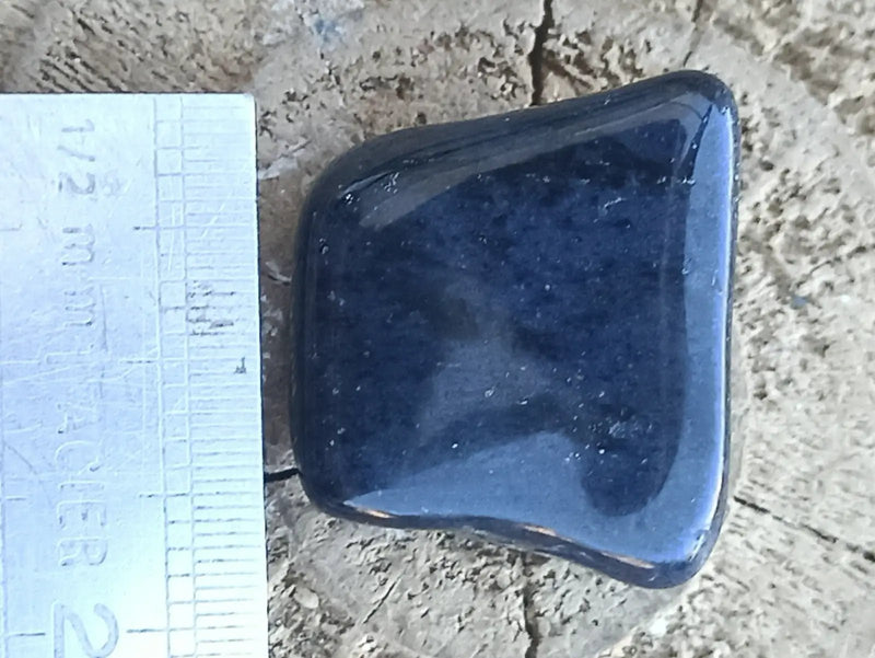 Load image into Gallery viewer, Dumortiérite du Brésil pierre roulée Grade A++++ Dumortiérite pierre roulée
