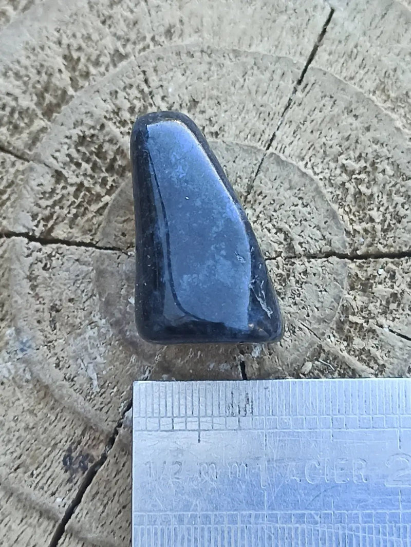 Load image into Gallery viewer, Dumortiérite du Brésil pierre roulée Grade A++++ Dumortiérite pierre roulée
