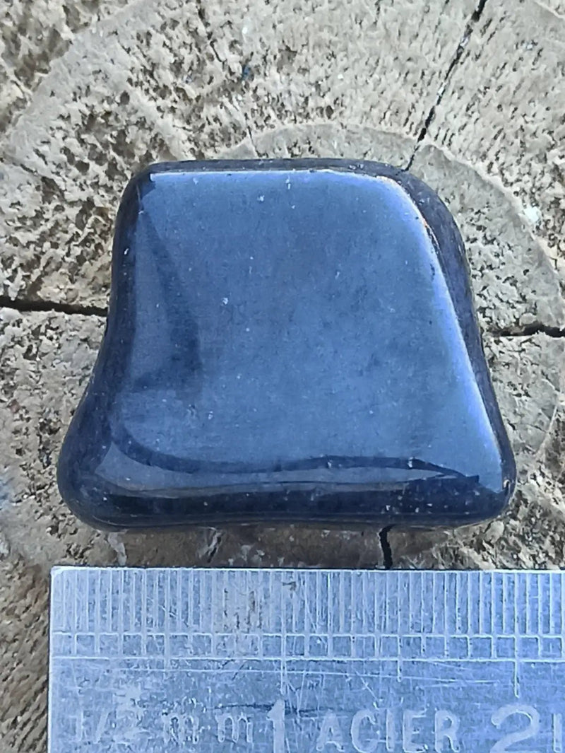 Load image into Gallery viewer, Dumortiérite du Brésil pierre roulée Grade A++++ Dumortiérite pierre roulée
