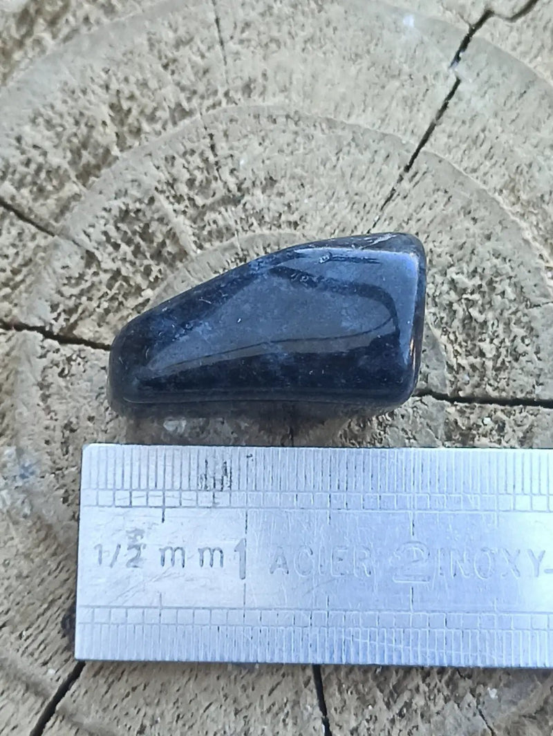 Load image into Gallery viewer, Dumortiérite du Brésil pierre roulée Grade A++++ Dumortiérite pierre roulée
