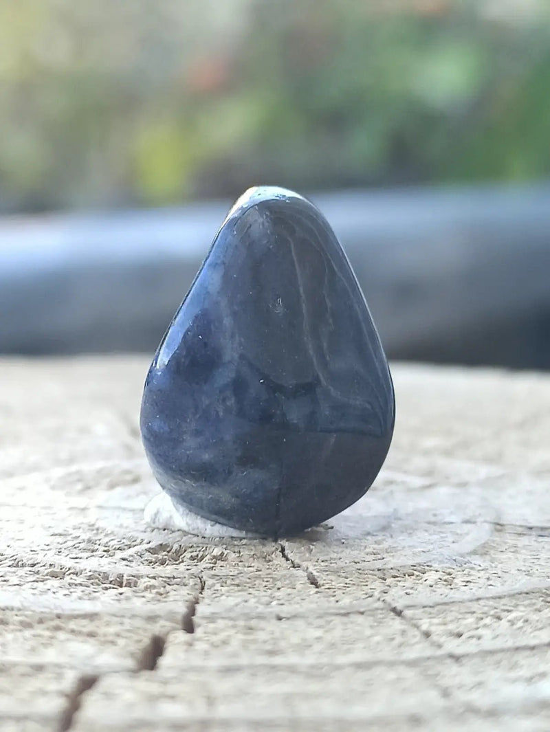 Load image into Gallery viewer, Dumortiérite du Brésil pierre roulée Grade A++++ Dumortiérite pierre roulée
