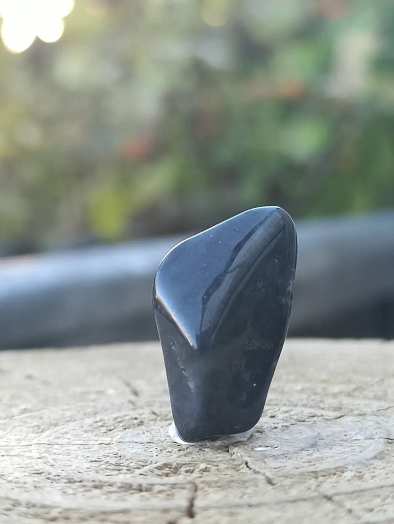 Load image into Gallery viewer, Dumortiérite du Brésil pierre roulée Grade A++++ Dumortiérite pierre roulée
