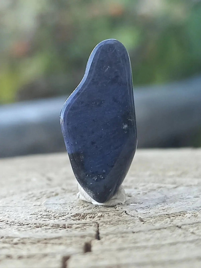 Load image into Gallery viewer, Dumortiérite du Brésil pierre roulée Grade A++++ Dumortiérite pierre roulée
