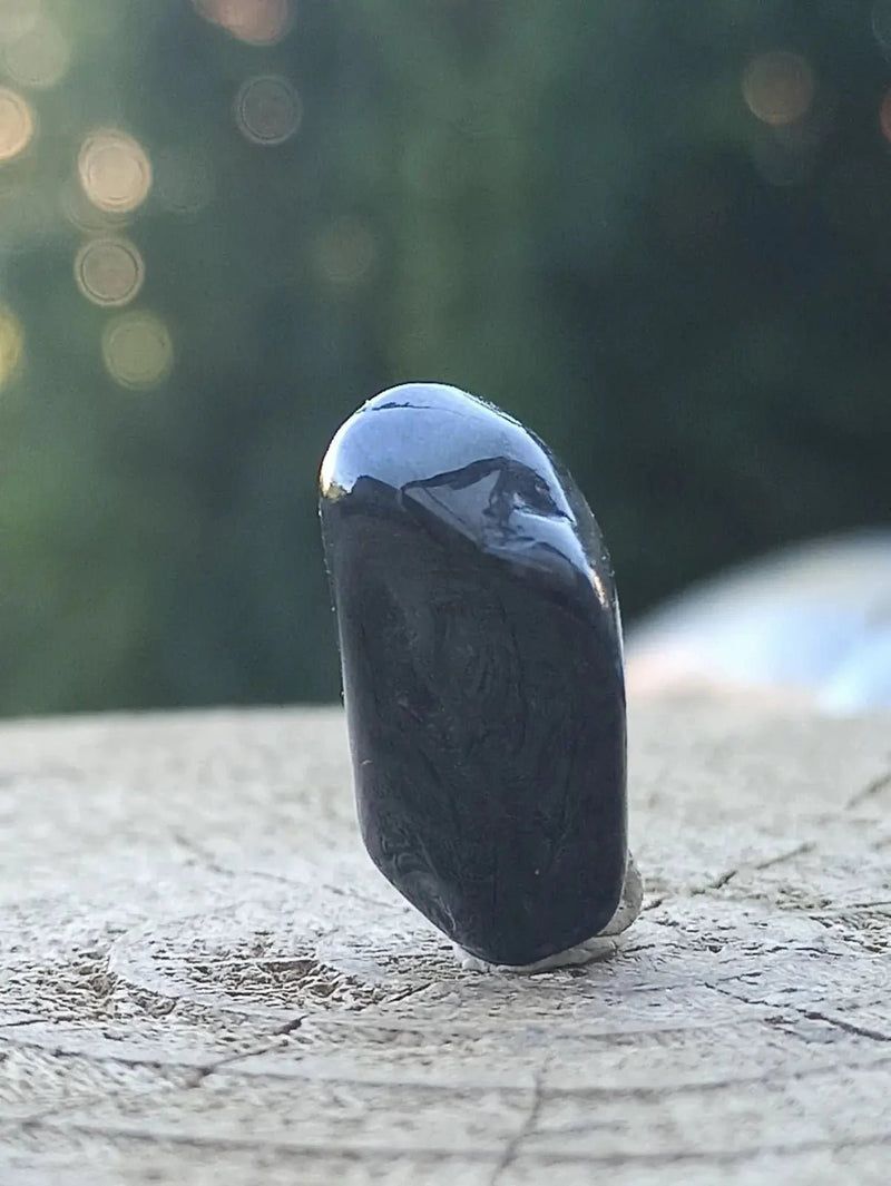 Load image into Gallery viewer, Dumortiérite du Brésil pierre roulée Grade A++++ Dumortiérite pierre roulée
