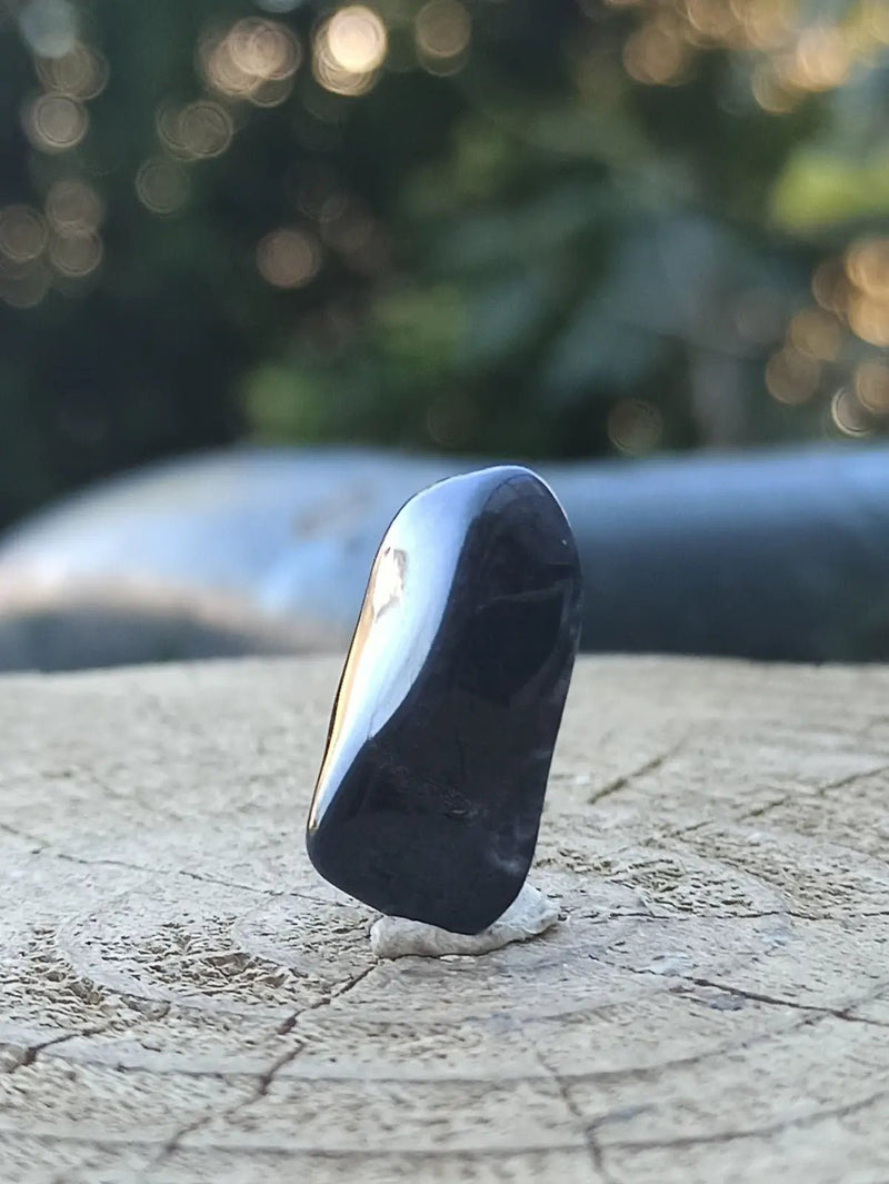 Load image into Gallery viewer, Dumortiérite du brésil pierre roulée Grade A++++ Dumortiérite pierre roulée
