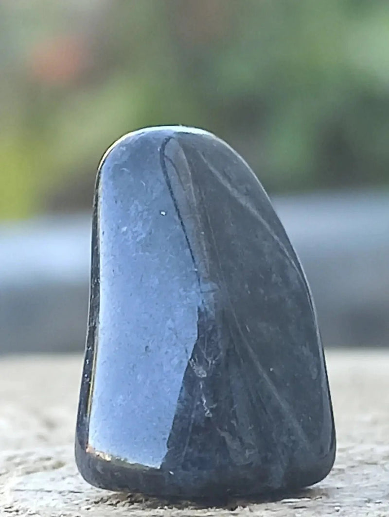 Load image into Gallery viewer, Dumortiérite du Brésil pierre roulée Grade A++++ Dumortiérite pierre roulée
