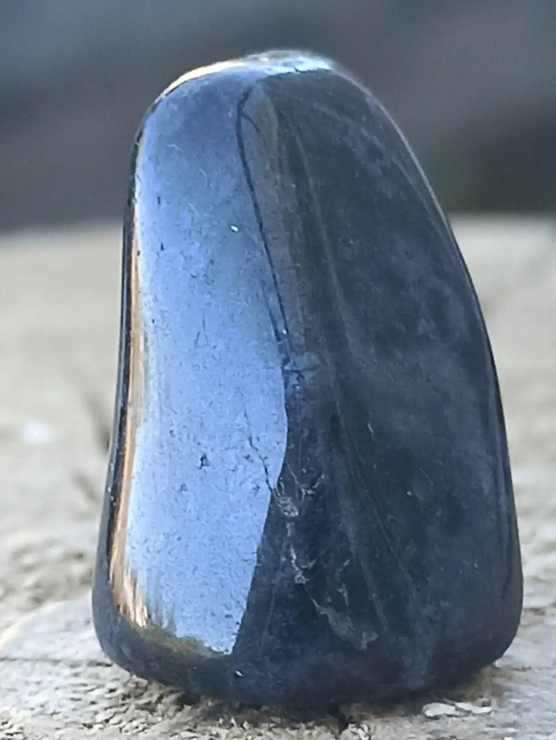 Load image into Gallery viewer, Dumortiérite du Brésil pierre roulée Grade A++++ Dumortiérite pierre roulée
