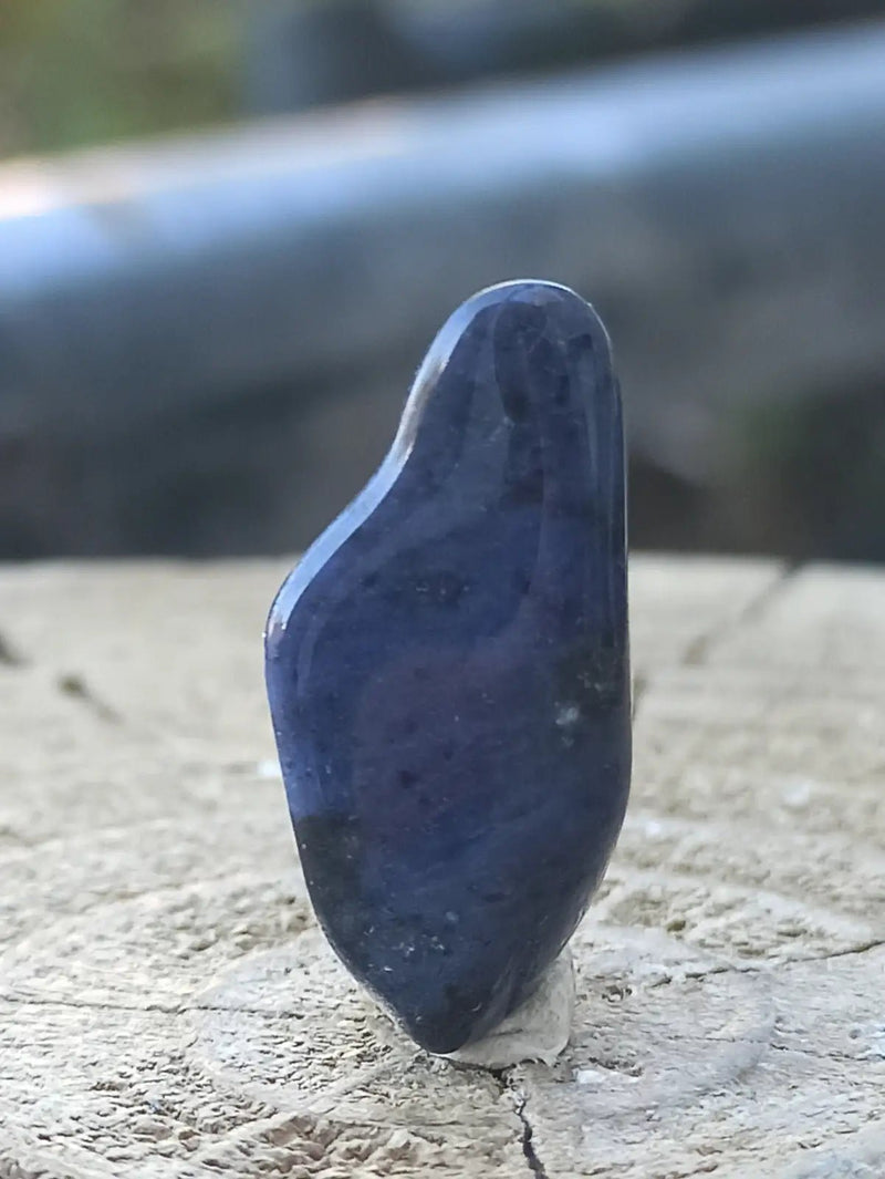 Load image into Gallery viewer, Dumortiérite du Brésil pierre roulée Grade A++++ Dumortiérite pierre roulée
