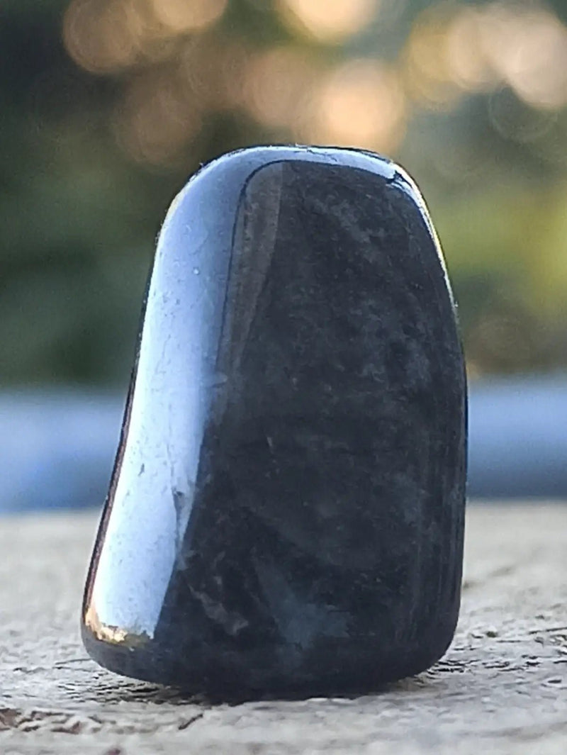 Load image into Gallery viewer, Dumortiérite du Brésil pierre roulée Grade A++++ Dumortiérite pierre roulée
