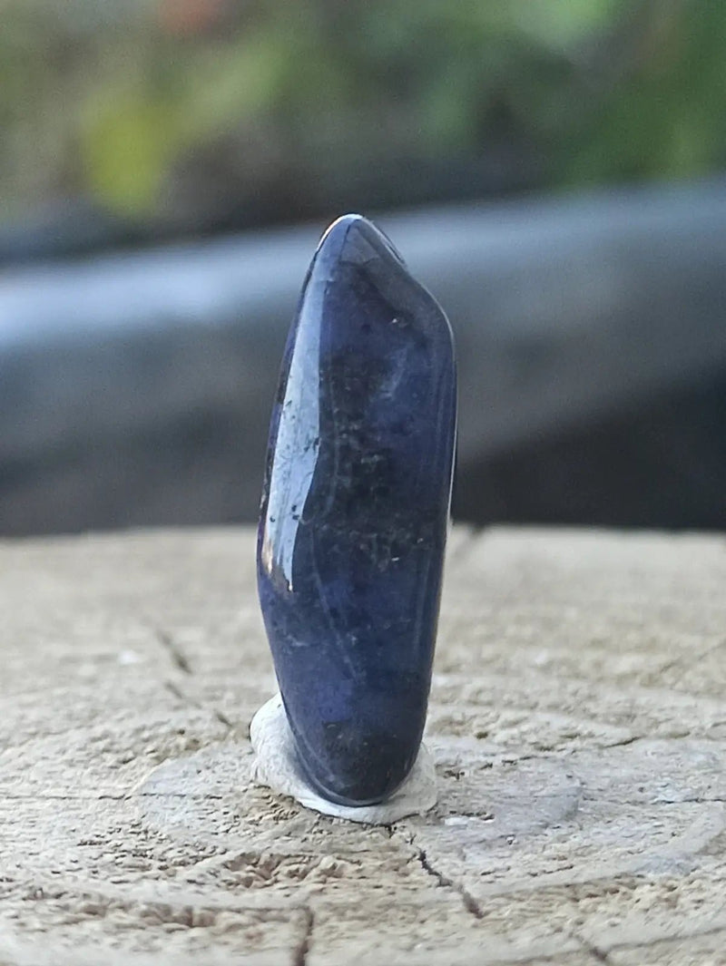 Load image into Gallery viewer, Dumortiérite du Brésil pierre roulée Grade A++++ Dumortiérite pierre roulée
