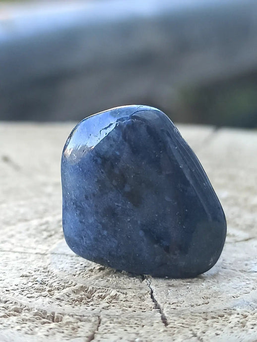 Dumortiérite du Brésil pierre roulée Grade A++++ Dumortiérite pierre roulée