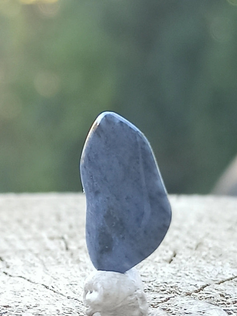 Carica immagine in Galleria Viewer, Dumortiérite du Brésil pierre roulée Grade A++++ Dumortiérite pierre roulée Dans la besace du p&#39;tit Poucet   

