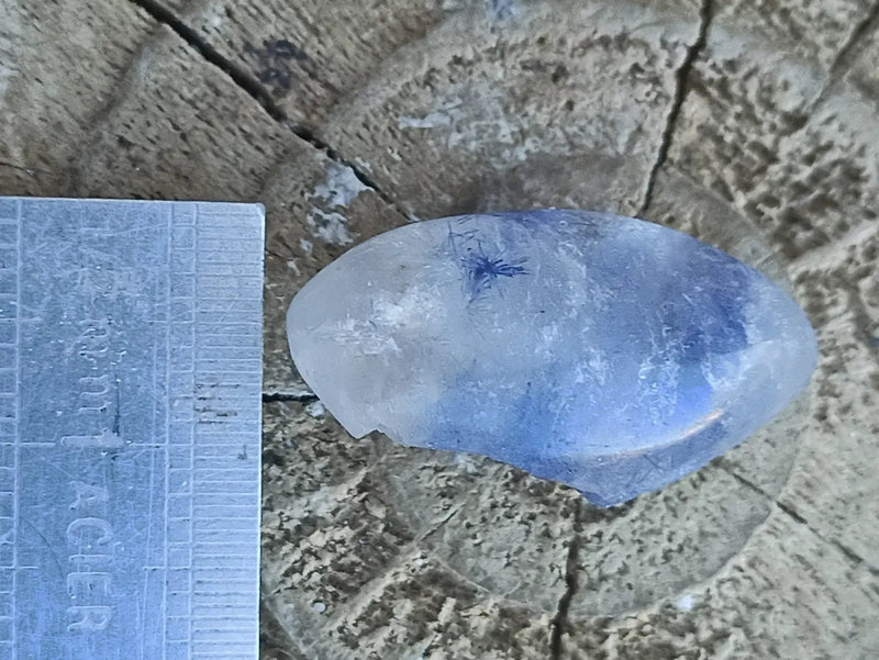 Load image into Gallery viewer, Dumortiérite/Quartz du Brésil RARE pierre roulée Grade A++++ Dumortiérite pierre roulée
