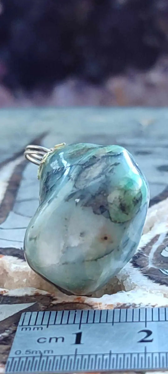 Emeraude de Zambie pendentif Grade A++++ (fourni avec cordon) Emeraude pendentif