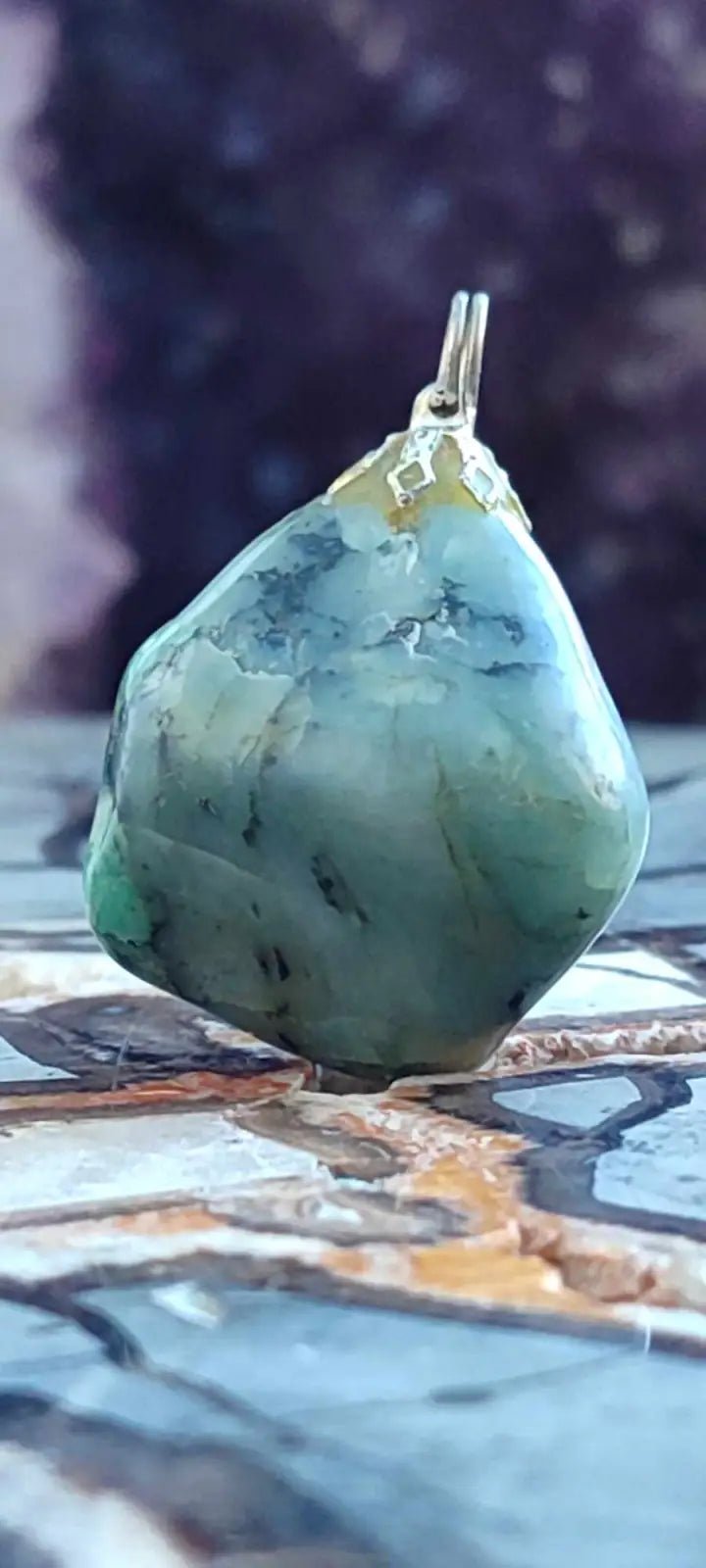 Chargez l&#39;image dans la visionneuse de la galerie, Emeraude de Zambie pendentif Grade A++++ (fourni avec cordon) Emeraude pendentif
