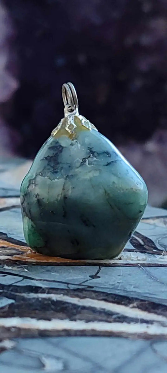 Emeraude de Zambie pendentif Grade A++++ (fourni avec cordon) Emeraude pendentif