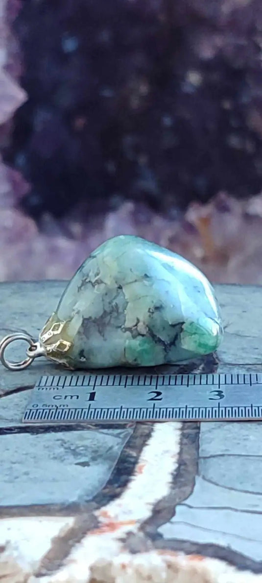 Emeraude de Zambie pendentif Grade A++++ (fourni avec cordon) Emeraude pendentif