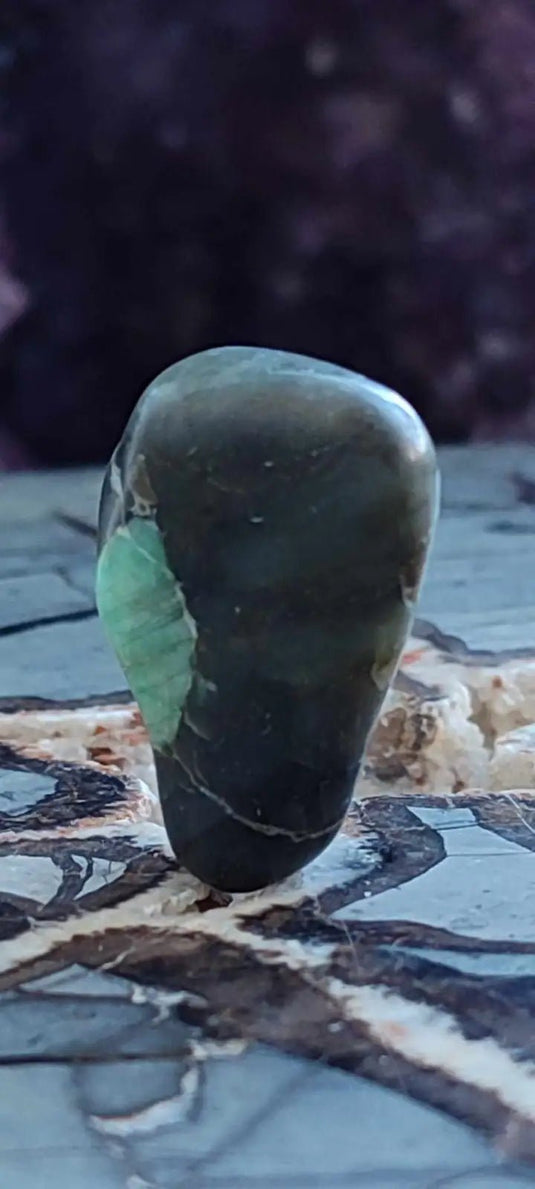 Emeraude de zambie pierre roulée Grade A++++ Emeraude pierre roulée