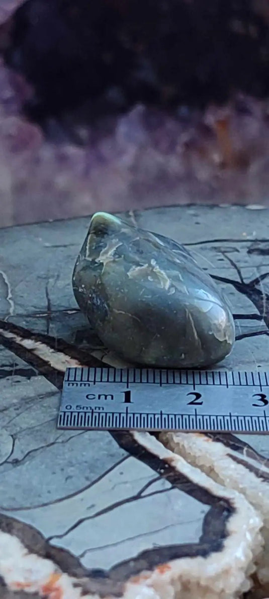 Emeraude de zambie pierre roulée Grade A++++ Emeraude pierre roulée