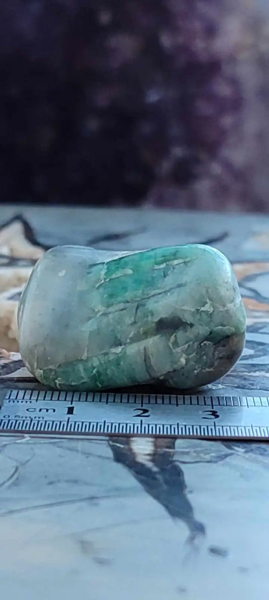 Emeraude de Zambie pierre roulée Grade A++++ Emeraude pierre roulée