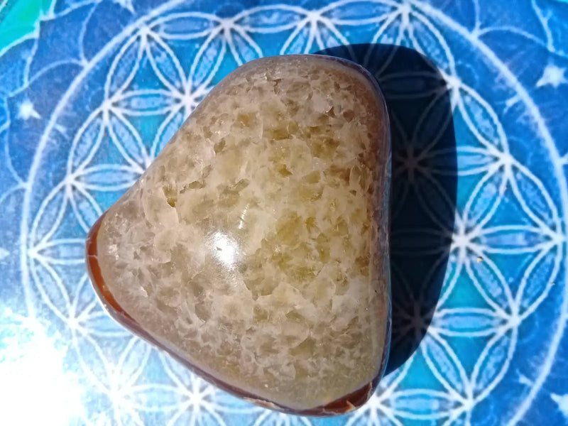 Load image into Gallery viewer, Galet de Cornaline Grade A ++++ Galet de Cornaline
