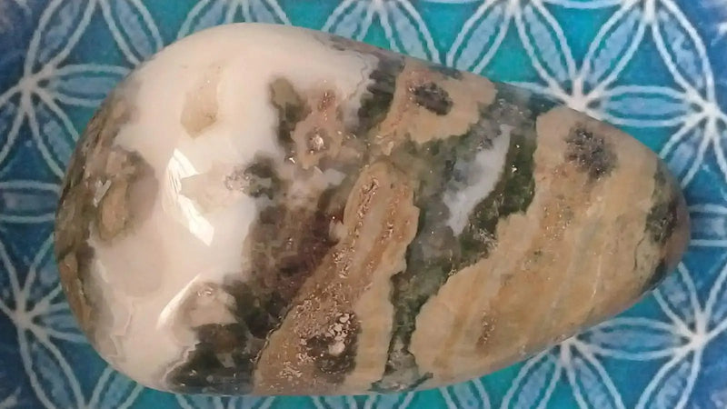 Chargez l&#39;image dans la visionneuse de la galerie, Galet en Jaspe Océan Grade A ++++ Galet en Jaspe Océan
