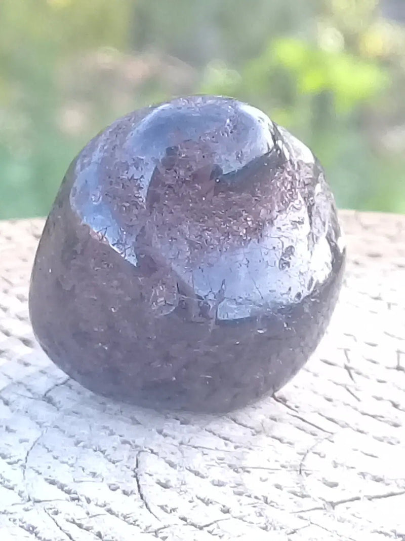 Chargez l&#39;image dans la visionneuse de la galerie, Grenat Pyrope Almandin du Brésil pierre roulée Grade A++++ Grenat Pyrope Almandin du Brésil pierre roulée
