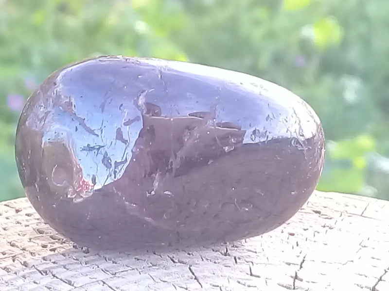 Load image into Gallery viewer, Grenat Pyrope Almandin du Brésil pierre roulée Grade A++++ Grenat Pyrope Almandin du Brésil pierre roulée
