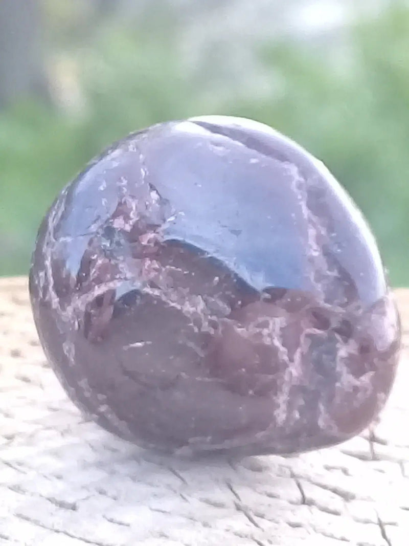 Chargez l&#39;image dans la visionneuse de la galerie, Grenat Pyrope Almandin du Brésil pierre roulée Grade A++++ Grenat Pyrope-Almandin du Brésil pierre roulée
