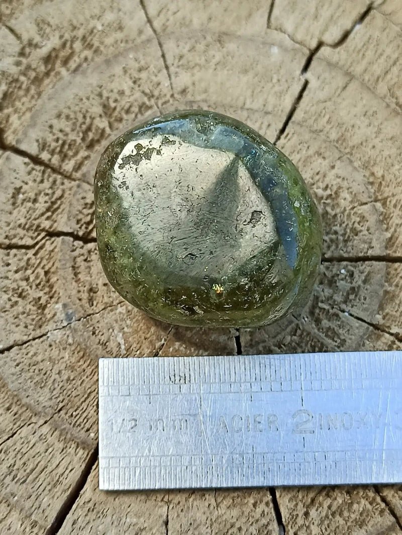 Load image into Gallery viewer, Grenat vert Tsavorite de Tanzanie pierre roulée Grade A++++ Grenat vert Tsavorite
