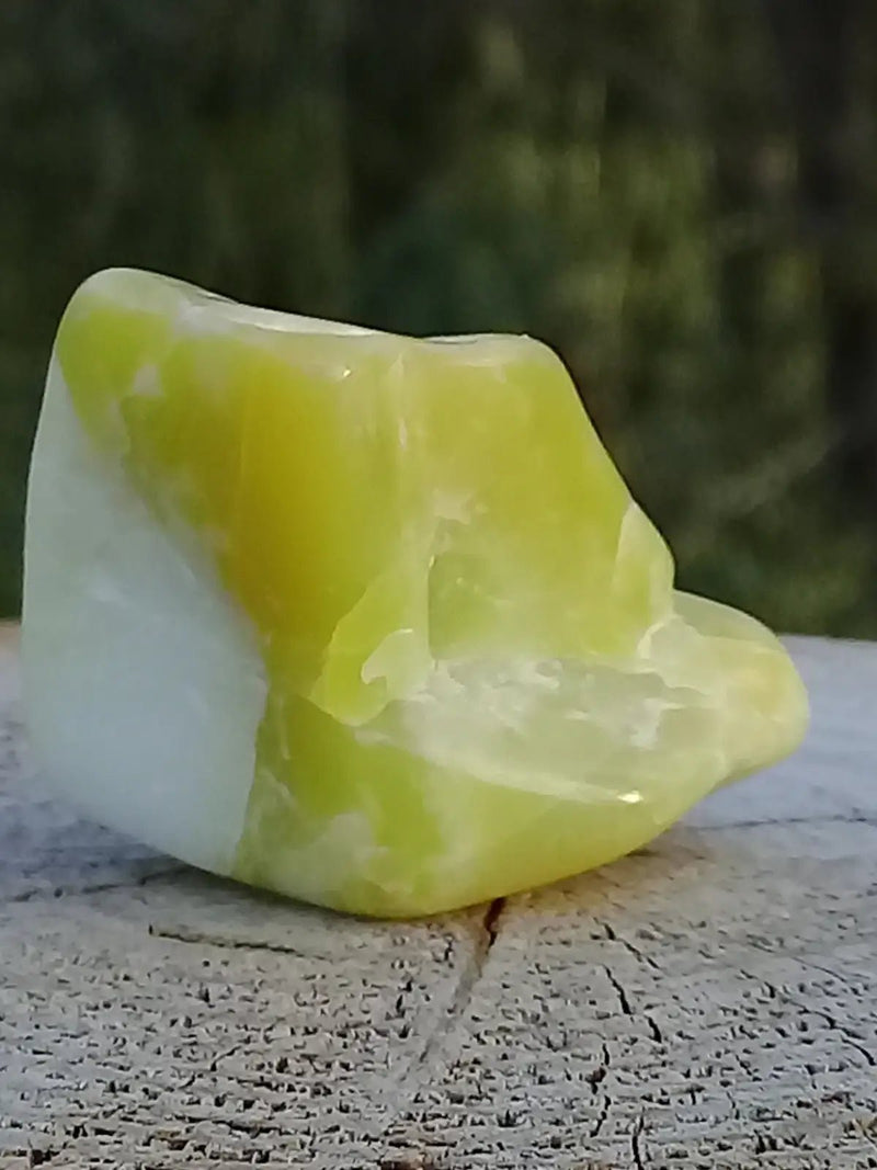 Load image into Gallery viewer, Healaerite Serpentine pierre roulée Grade A++++ Healerite Serpentine pierre roulée
