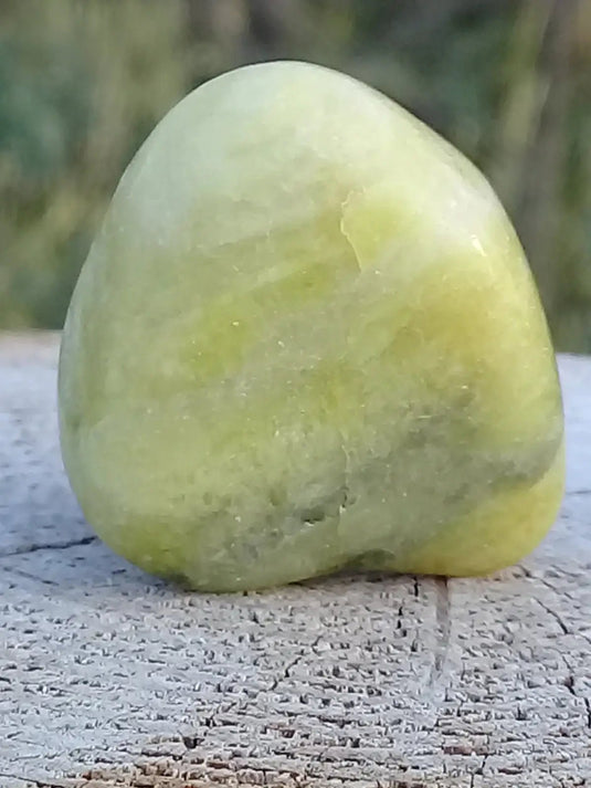 Healerite Serpentine pierre roulée Grade A+++ (Très rare) Healerite Serpentine pierre roulée