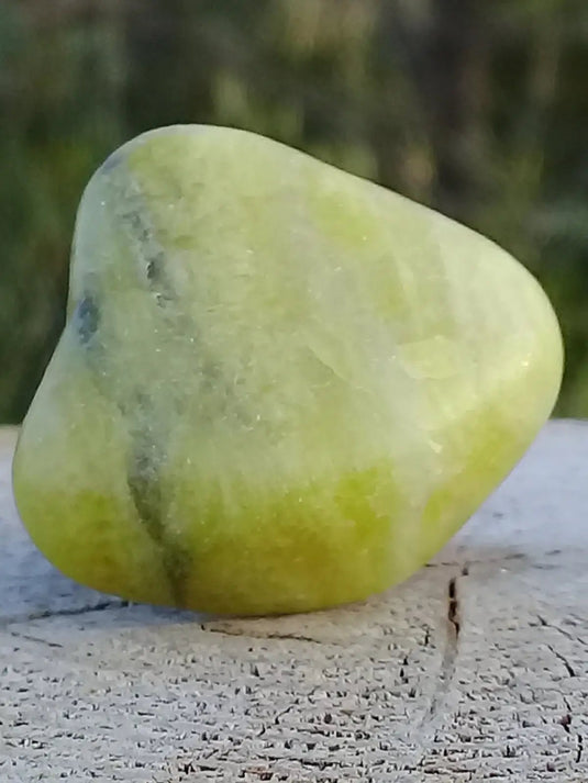 Healerite Serpentine pierre roulée Grade A+++ (Très rare) Healerite Serpentine pierre roulée