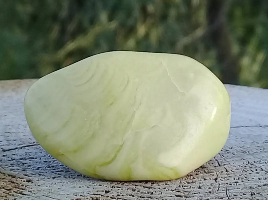 Healerite Serpentine pierre roulée Grade A+++ (Très rare) Healerite Serpentine pierre roulée