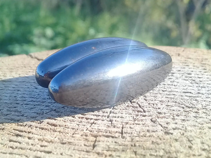 Hématites aimantées petit format 3,7cm x 1,3cm (la paire) Grade A ++++ Hématites aimantées (paire)