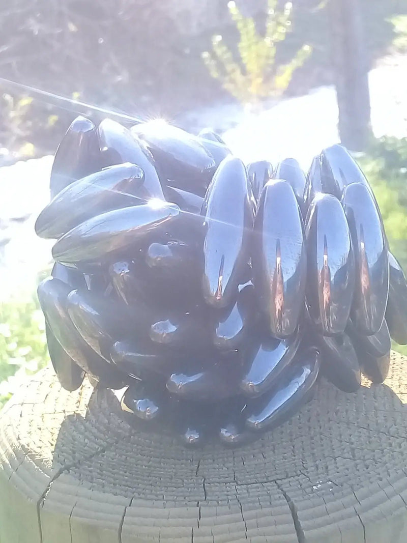 Load image into Gallery viewer, Hématites aimantées petit format 3,7cm x 1,3cm (la paire) Grade A ++++ Hématites aimantées (paire)
