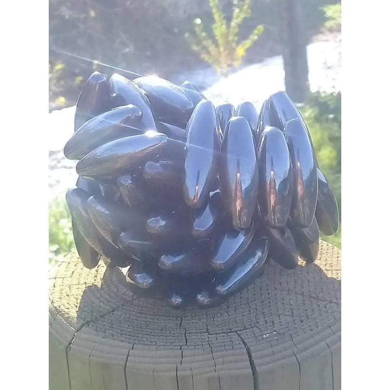 Load image into Gallery viewer, Hématites aimantées petit format 3,7cm x 1,3cm (la paire) Grade A ++++ Hématites aimantées (paire)
