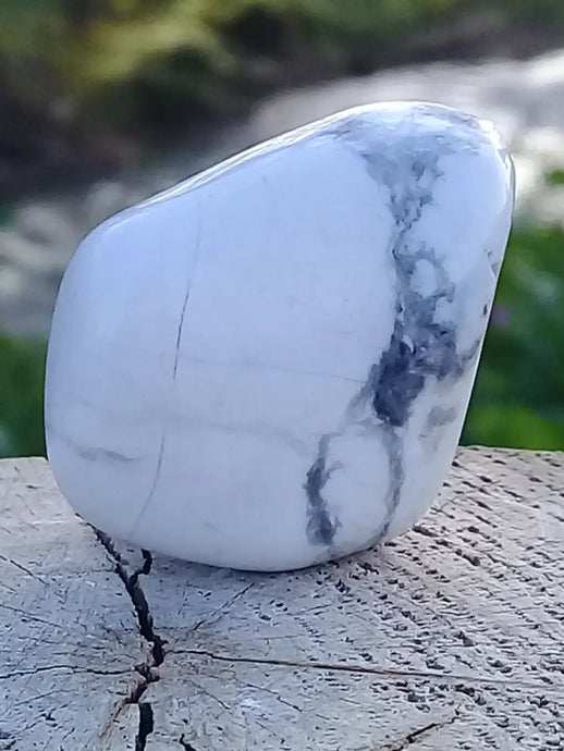 Howlite pierre roulée Grade A ++++ Howlite pierre roulée