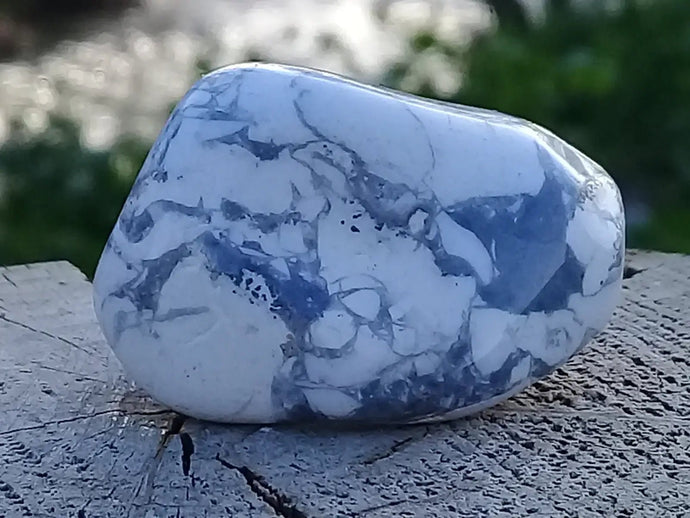 Howlite pierre roulée Grade A ++++