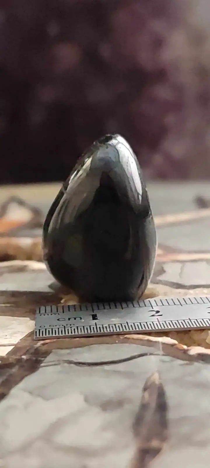 Chargez l&#39;image dans la visionneuse de la galerie, Hypersthène du Brésil pierre roulée Grade A++++ Hypersthène pierre roulée
