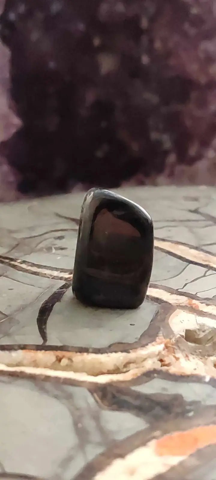 Chargez l&#39;image dans la visionneuse de la galerie, Hypersthène du Brésil pierre roulée Grade A++++ Hypersthène pierre roulée
