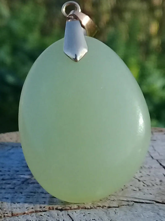 Jade de Chine (Véritable) pendentif Grade A++++ Fourni avec son cordon Jade de Chine (Véritable) pendentif