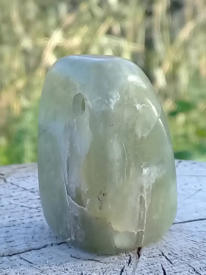 Chargez l&#39;image dans la visionneuse de la galerie, Jade de Chine (Véritable) pendentif Grade A++++ Fourni avec son cordon Jade de Chine (Véritable) pendentif
