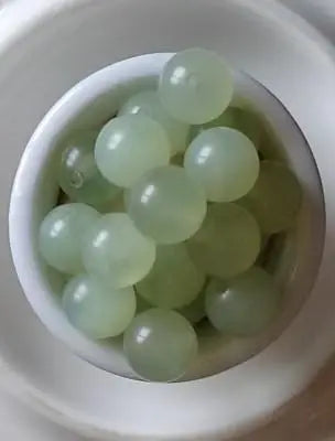 Jade de Chine véritable perle Grade A++++ Prix perle à l’unité Jade de Chine perles 8mm Dans la besace du p'tit Poucet Diamètre 10mm  