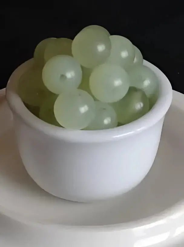 Load image into Gallery viewer, Jade de Chine véritable perle Grade A++++ Prix perle à l’unité Jade de Chine perles 8mm
