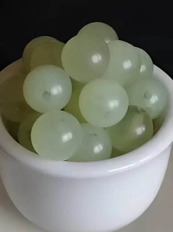 Load image into Gallery viewer, Jade de Chine véritable perle Grade A++++ Prix perle à l’unité Jade de Chine perles 8mm
