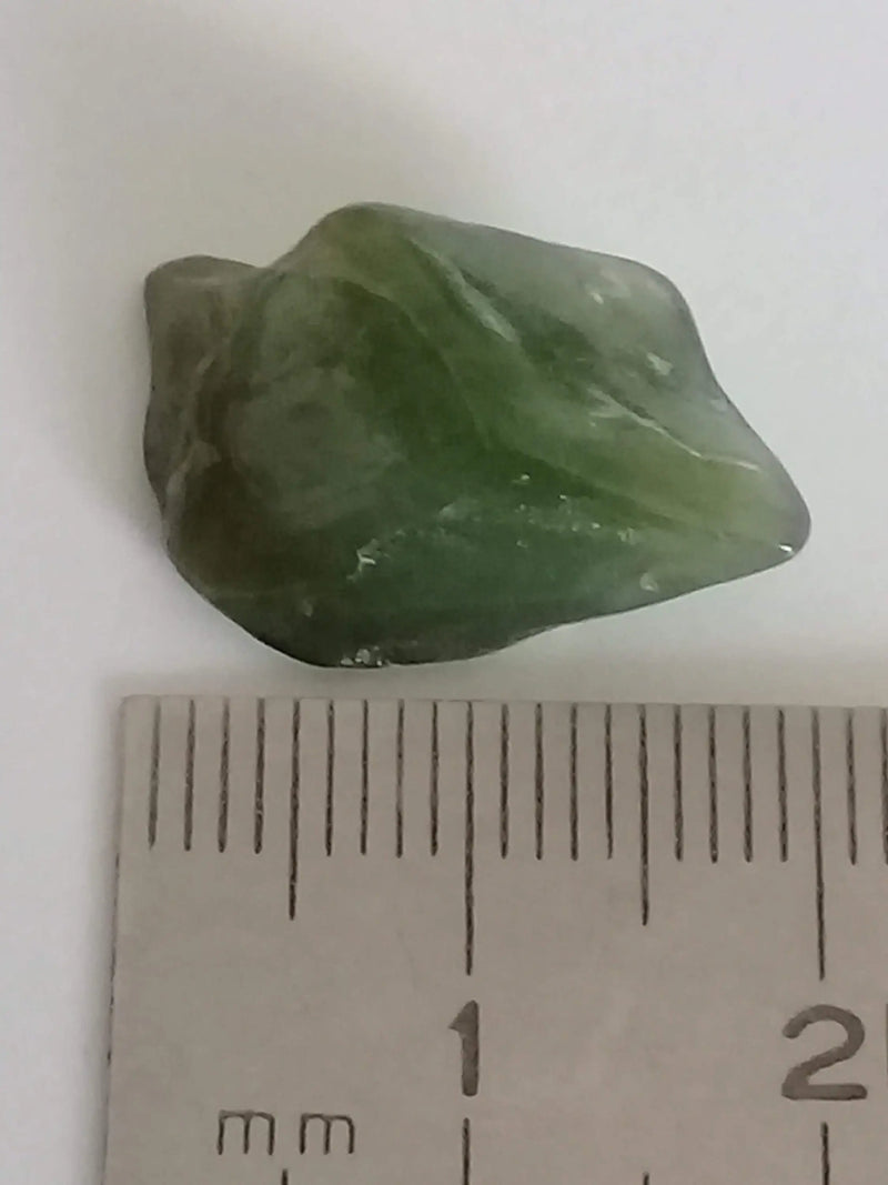 Carica immagine in Galleria Viewer, Jade Néphrite de Birmanie pierre roulée Grade A++++ Jade Néphrite de Birmanie pierre roulée Dans la besace du p&#39;tit Poucet   
